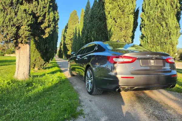 noleggio Maserati Quattroporte S Q4 sesto fiorentino calenzano firenze