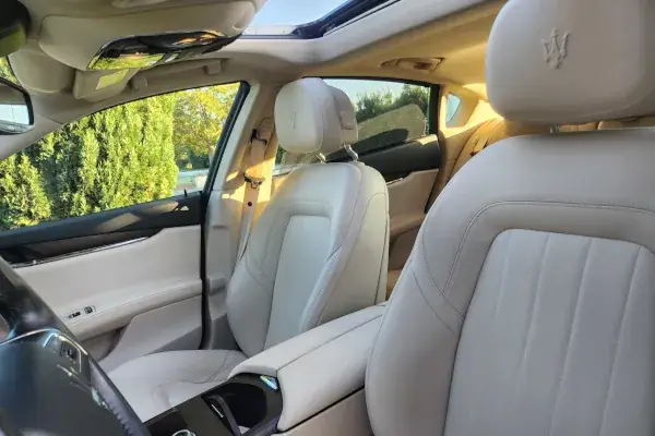 noleggio Maserati Quattroporte S Q4 sesto fiorentino calenzano firenze
