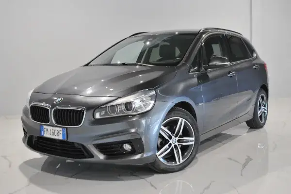 nNoleggio BMW 216d Active Tourer Advantage sesto fiorentino calenzano firenze