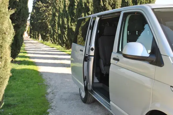 noleggio volkswagen transporter kombi sesto fiorentino calenzano firenze